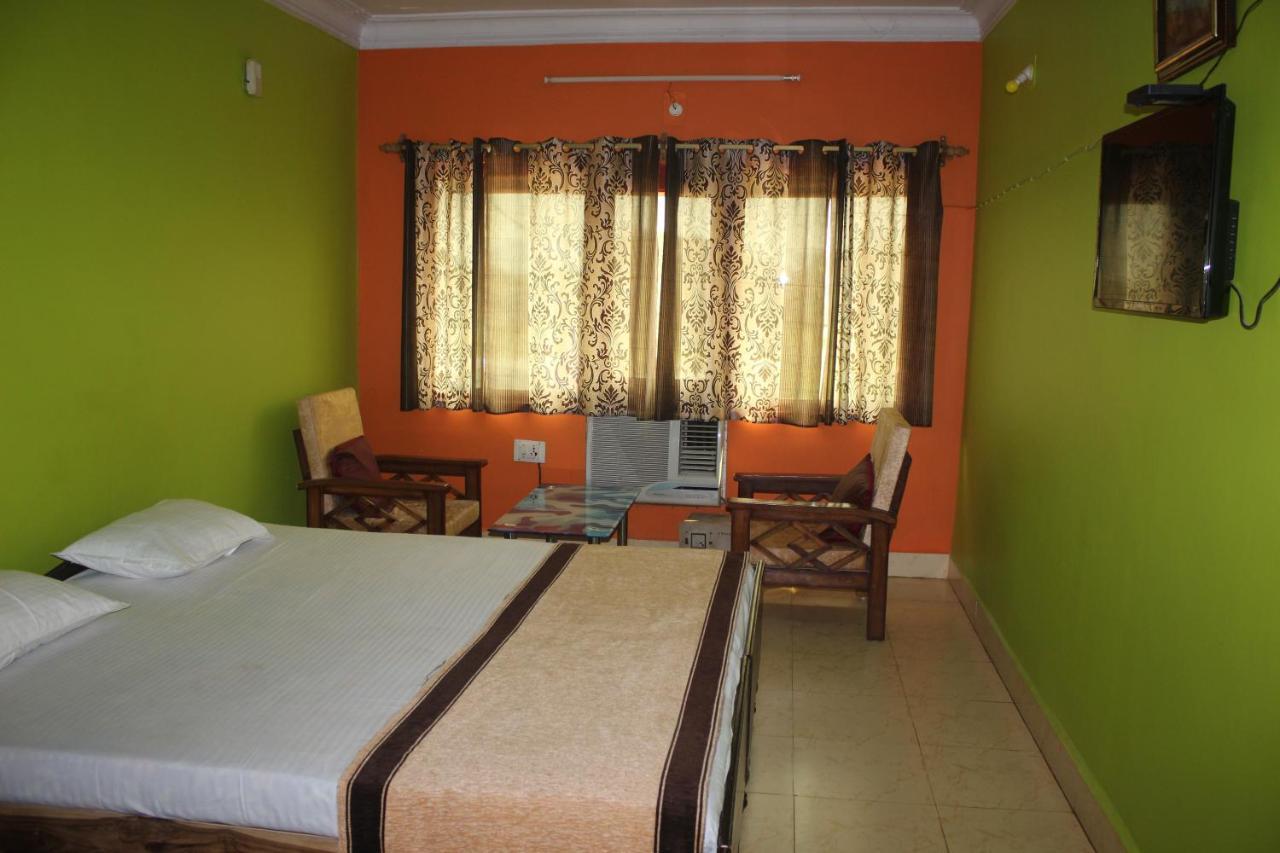 Hotel Lake Queen Rambha Exterior foto